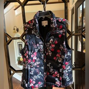 Loft floral puffer vest!